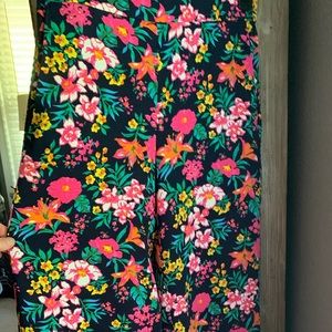 J Crew floral pant, size 4 new with tags. Never worn.